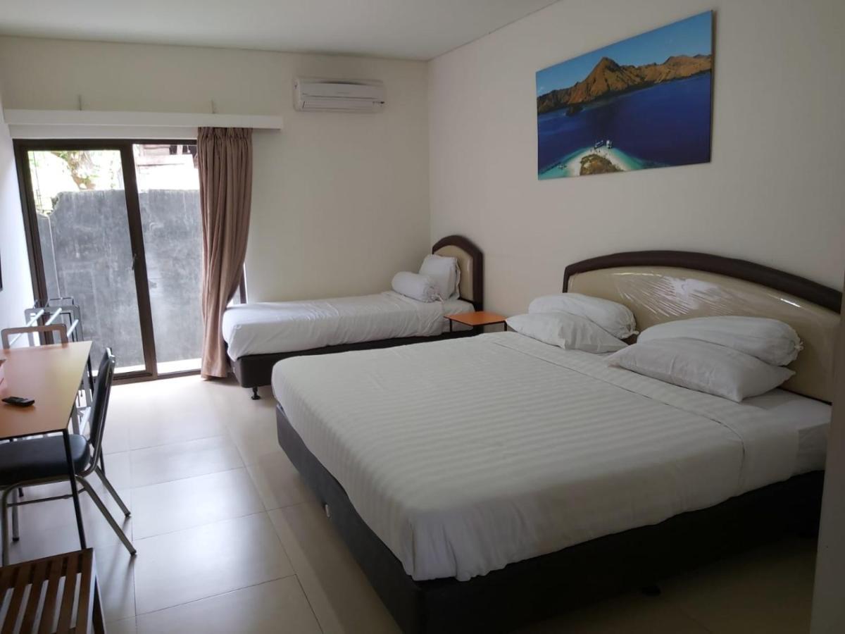 Hotel Larensia Labuan Bajo Εξωτερικό φωτογραφία