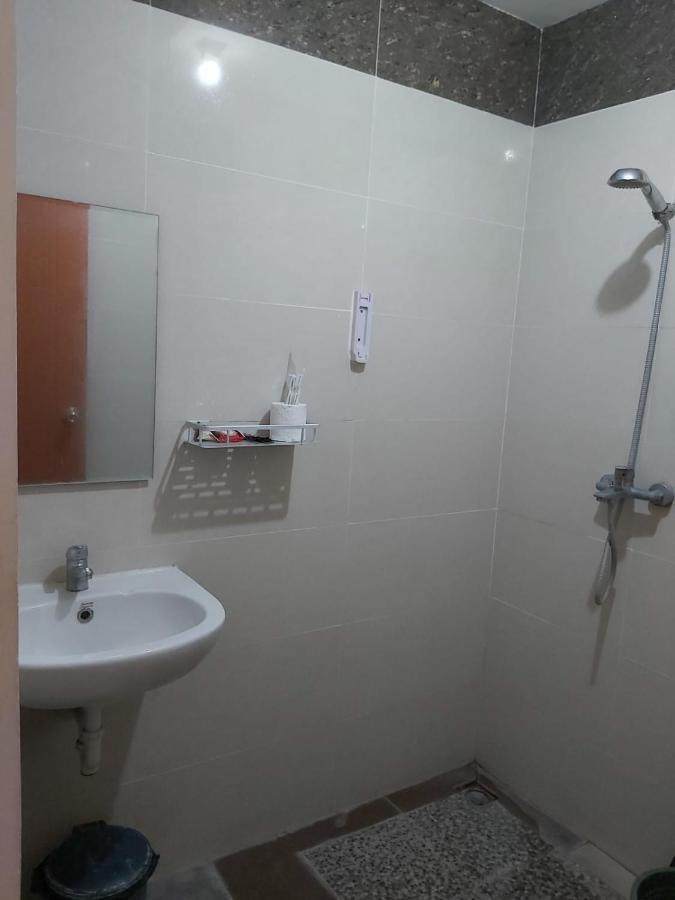 Hotel Larensia Labuan Bajo Δωμάτιο φωτογραφία